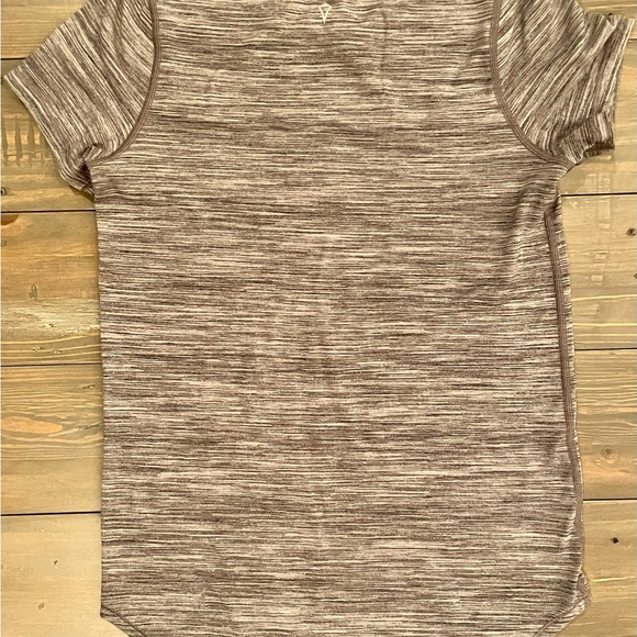 Ivivva by Lululemon Grey fleck T shirt - Size 12 - Picture 4 of 4